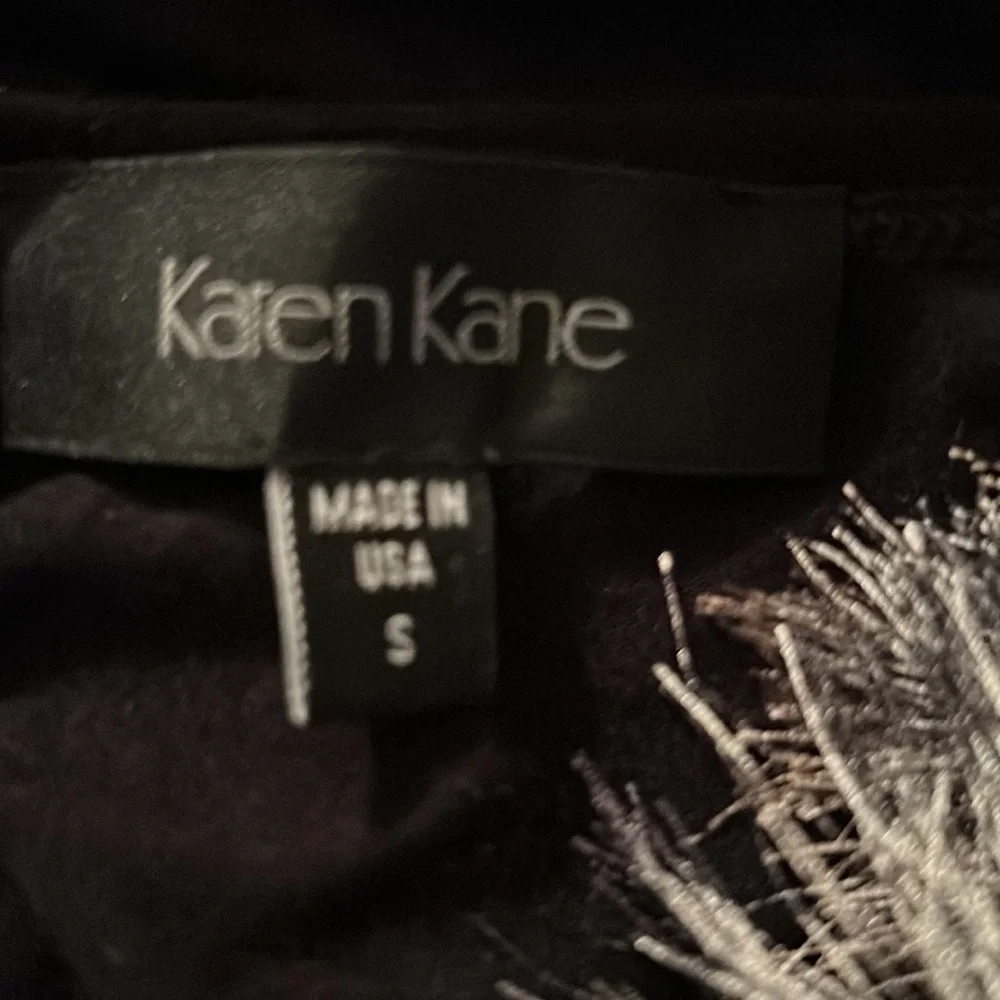 Karen Kane black and white front tank top - Picture 8 of 9